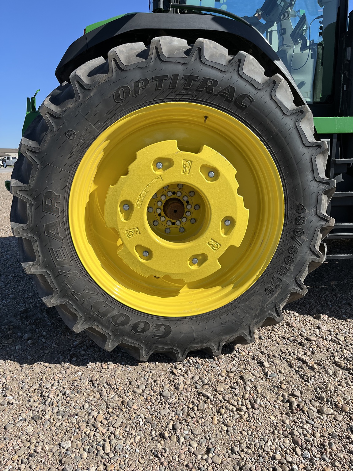 2024 John Deere 8R 340 Image 9