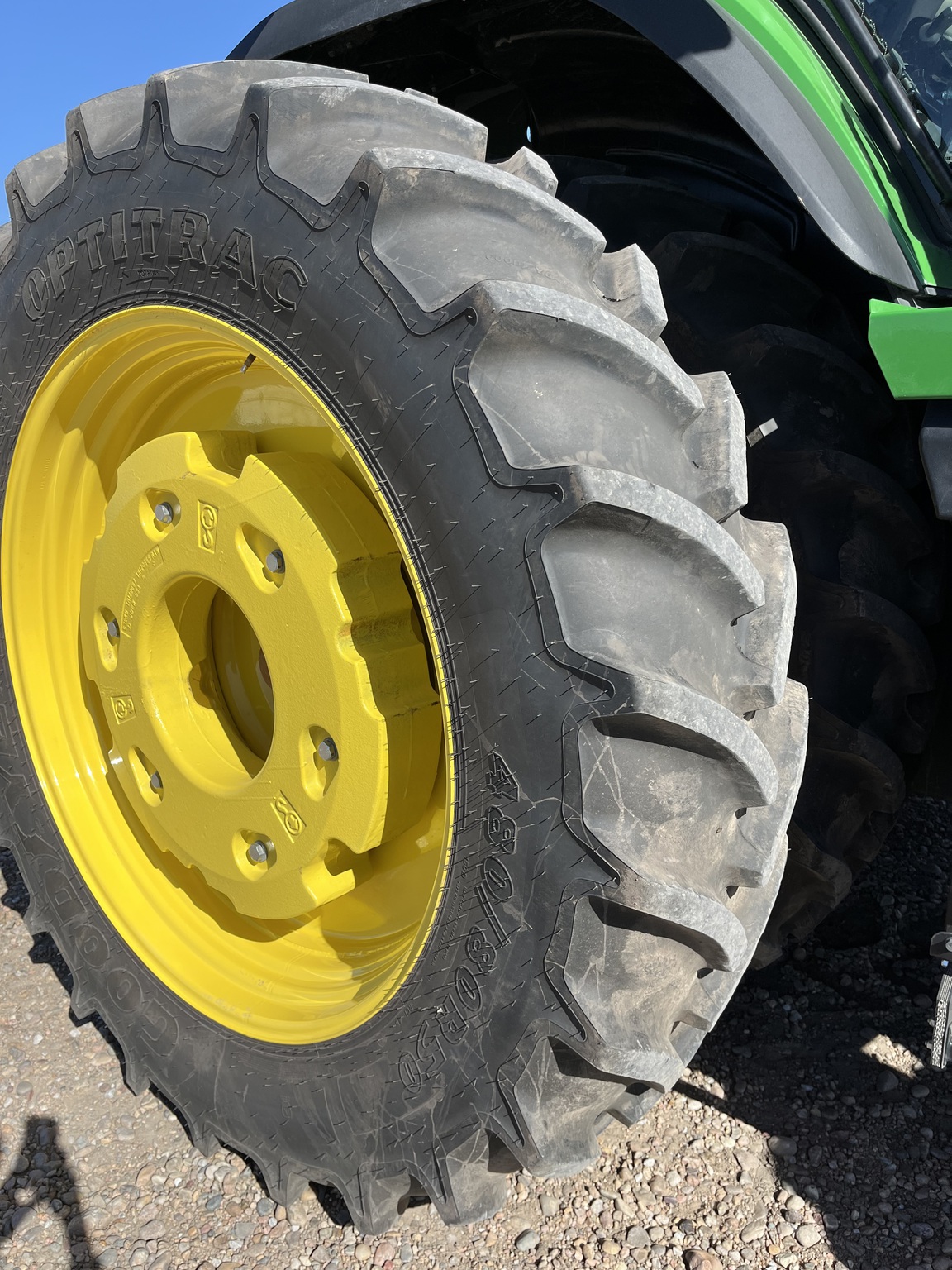 2024 John Deere 8R 340 Image 10