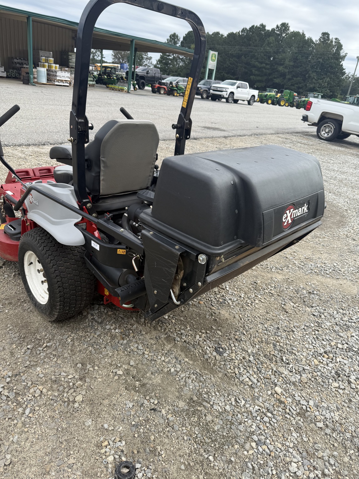 2015 Exmark LZE600KA484 Image 3
