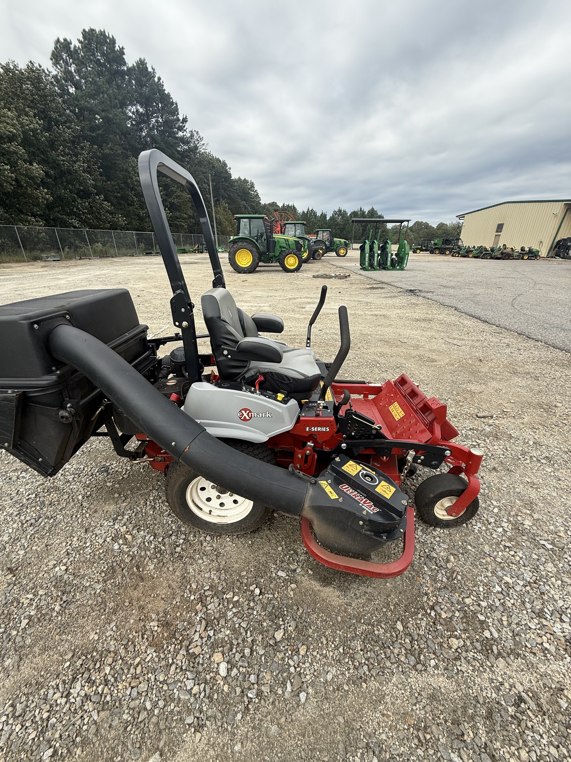 2015 Exmark LZE600KA484 Image 5