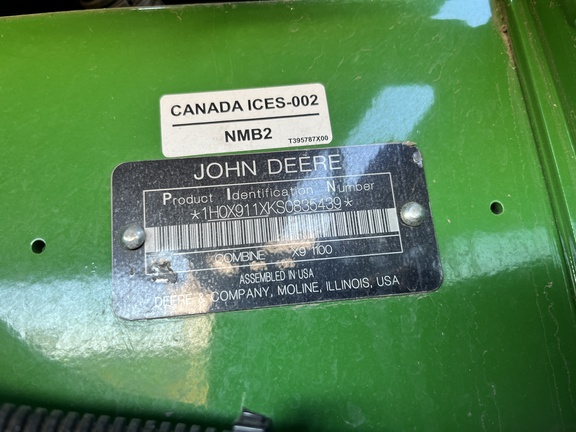 Used 2025 John Deere X9 1100 Combines at Horizon Ag & Turf in High Prairie, AB - Photo7