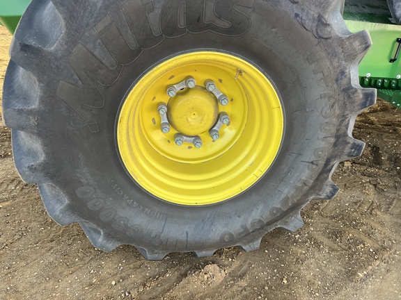 Used 2025 John Deere X9 1100 Combines at Horizon Ag & Turf in High Prairie, AB - Photo12