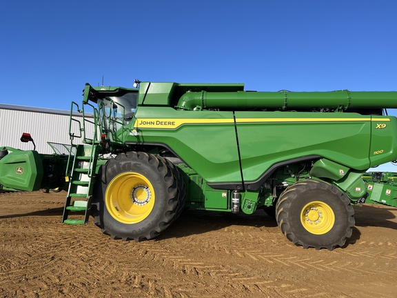 Used 2025 John Deere X9 1100 Combines at Horizon Ag & Turf in High Prairie, AB - Photo10
