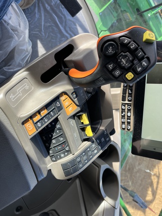 Used 2025 John Deere X9 1100 Combines at Horizon Ag & Turf in High Prairie, AB - Photo25