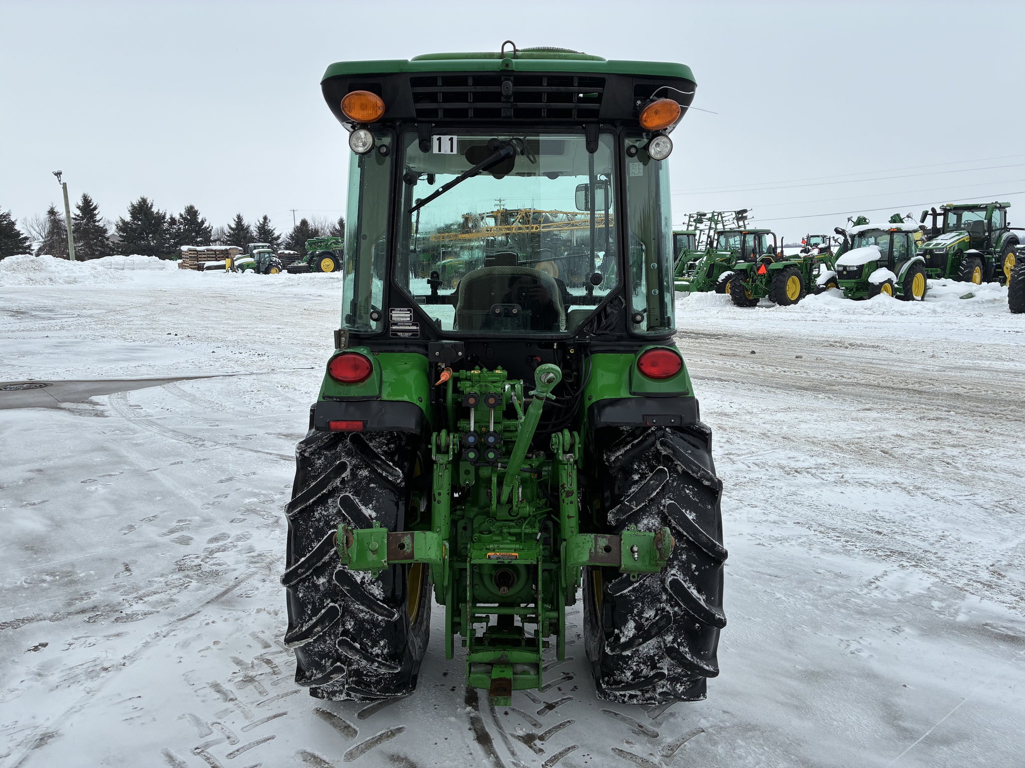 2017 John Deere 5100GN Image 4
