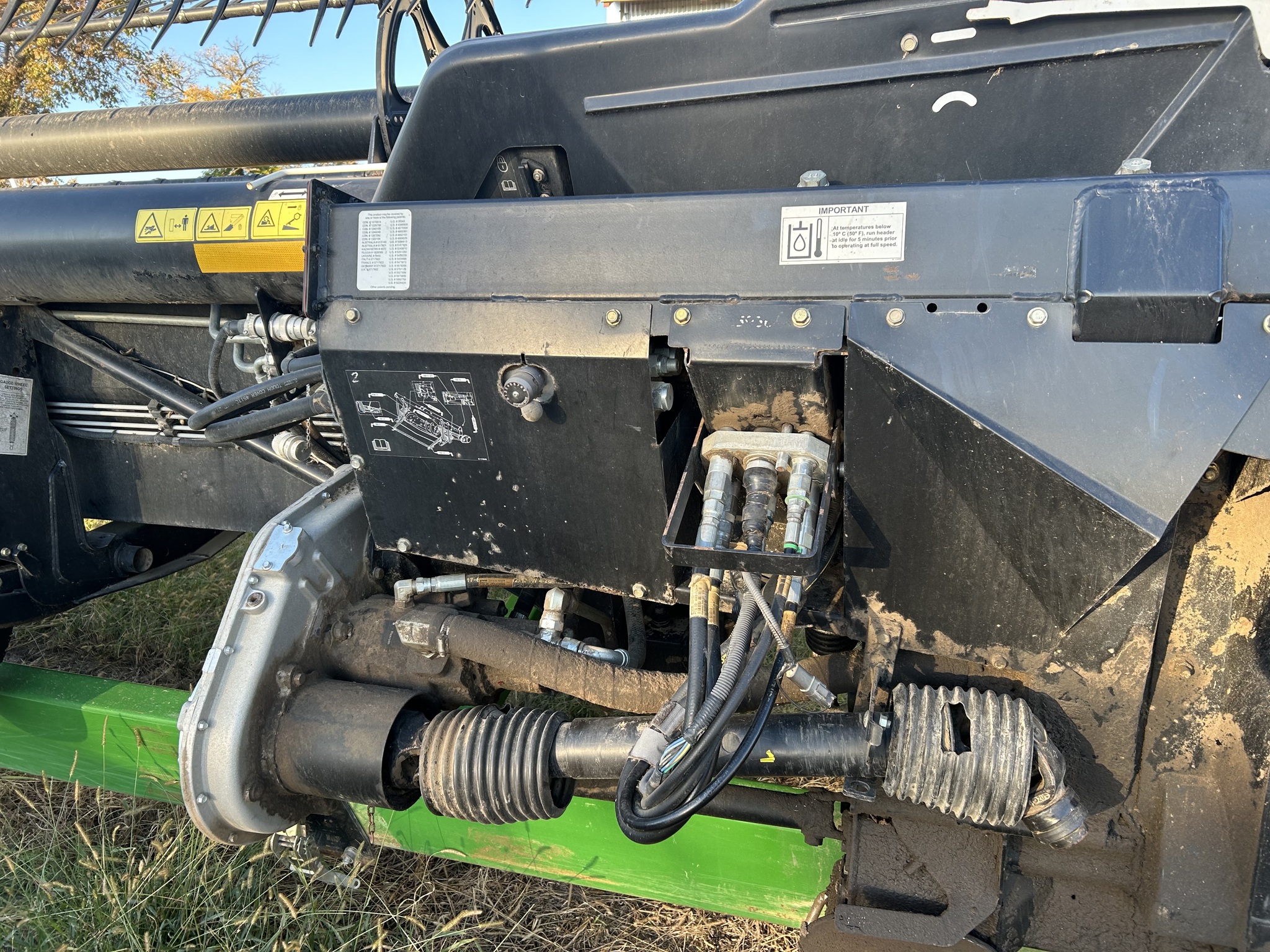 2013 MacDon FD75-35 Image 4