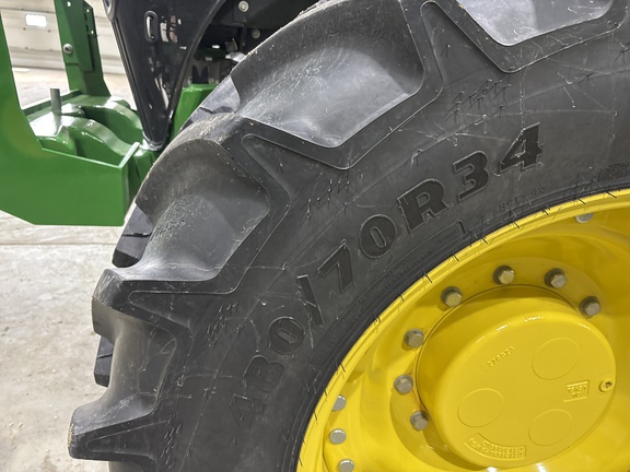 Used 2024 John Deere 7R 230 Row Crop Tractors at Horizon Ag & Turf in Lloydminster, AB - Photo5