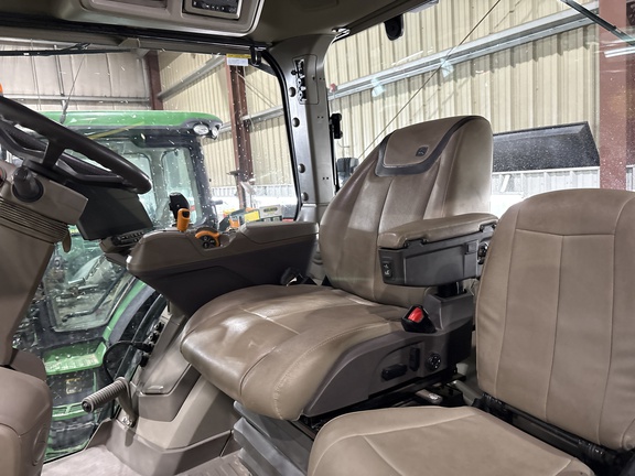 Used 2024 John Deere 7R 230 Row Crop Tractors at Horizon Ag & Turf in Lloydminster, AB - Photo6