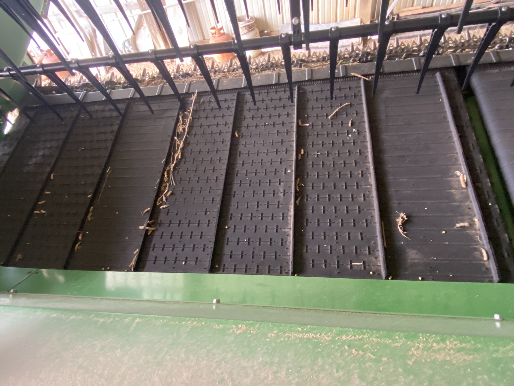 Used 2023 John Deere RD40F Combine Platforms at Koenig Equipment in Greensburg, IN - PhotoXL16