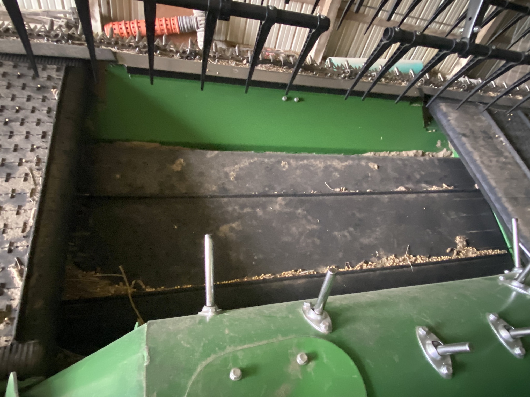 Used 2023 John Deere RD40F Combine Platforms at Koenig Equipment in Greensburg, IN - PhotoXL18