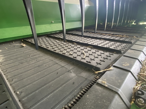 Used 2023 John Deere RD40F Combine Platforms at Koenig Equipment in Greensburg, IN - Photo25