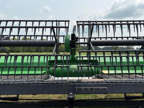 Used 2023 John Deere RD40F Combine Platforms at Koenig Equipment in Anna, OH - Photo12