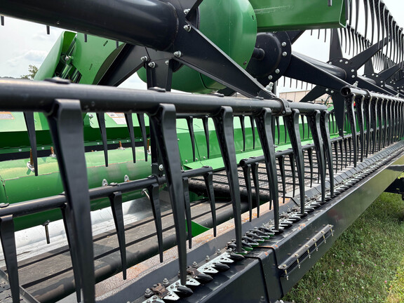 Used 2023 John Deere RD40F Combine Platforms at Koenig Equipment in Anna, OH - Photo13