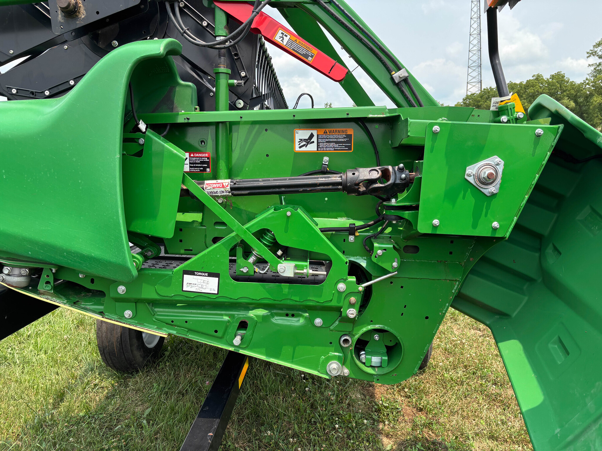 Used 2023 John Deere RD40F Combine Platforms at Koenig Equipment in Anna, OH - PhotoXL18