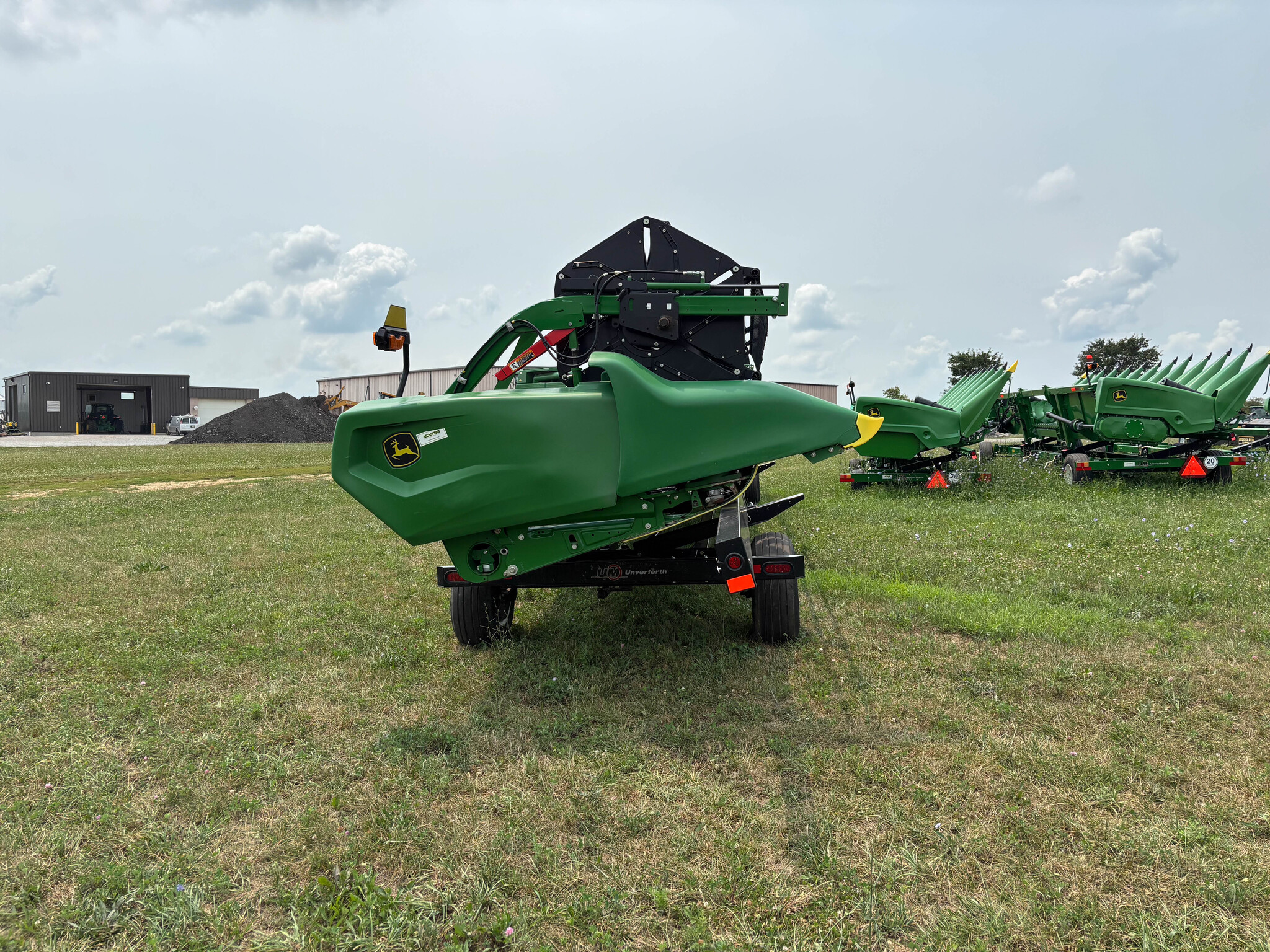 Used 2023 John Deere RD40F Combine Platforms at Koenig Equipment in Anna, OH - PhotoXL7