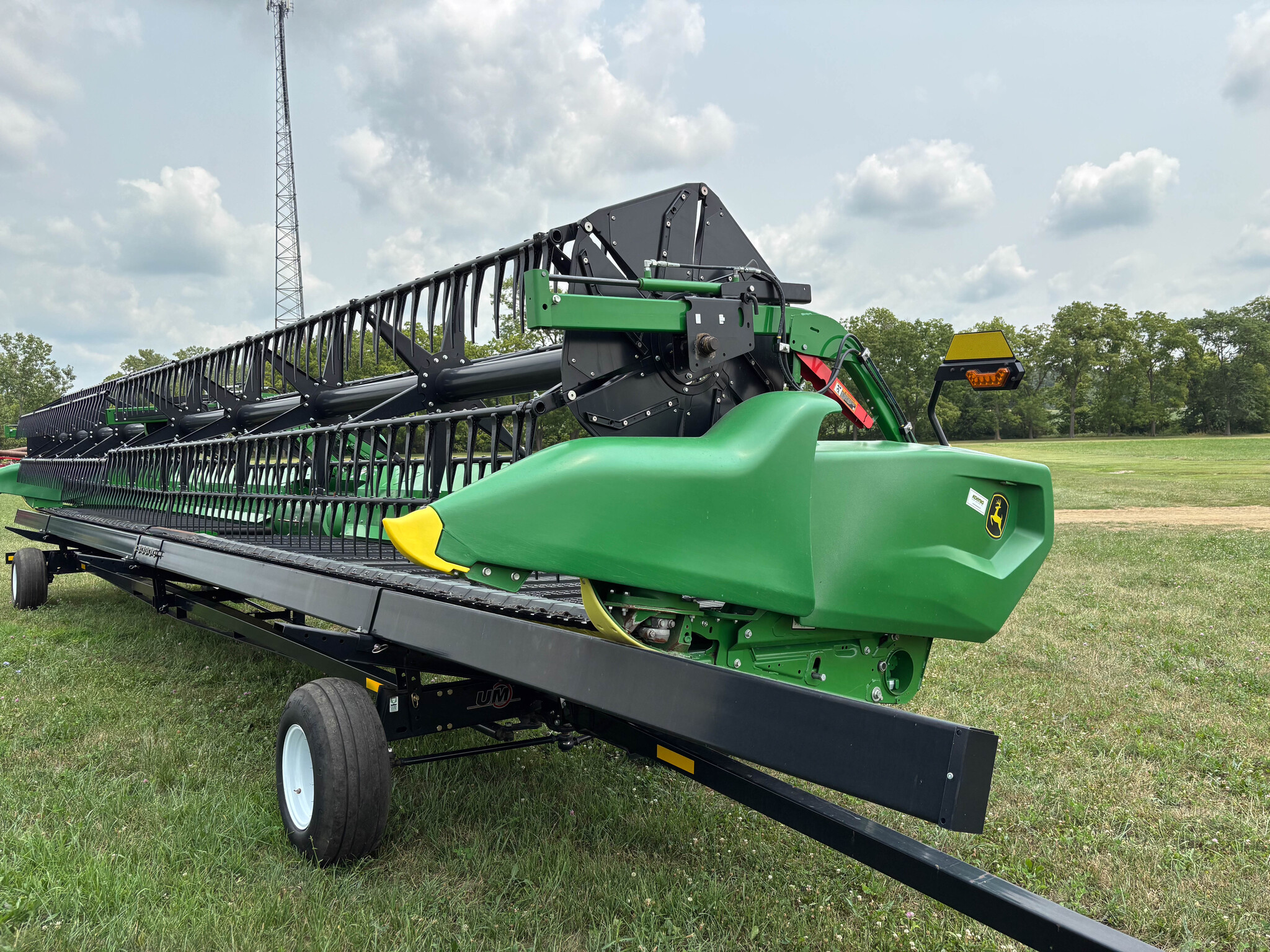 Used 2023 John Deere RD40F Combine Platforms at Koenig Equipment in Anna, OH - PhotoXL2