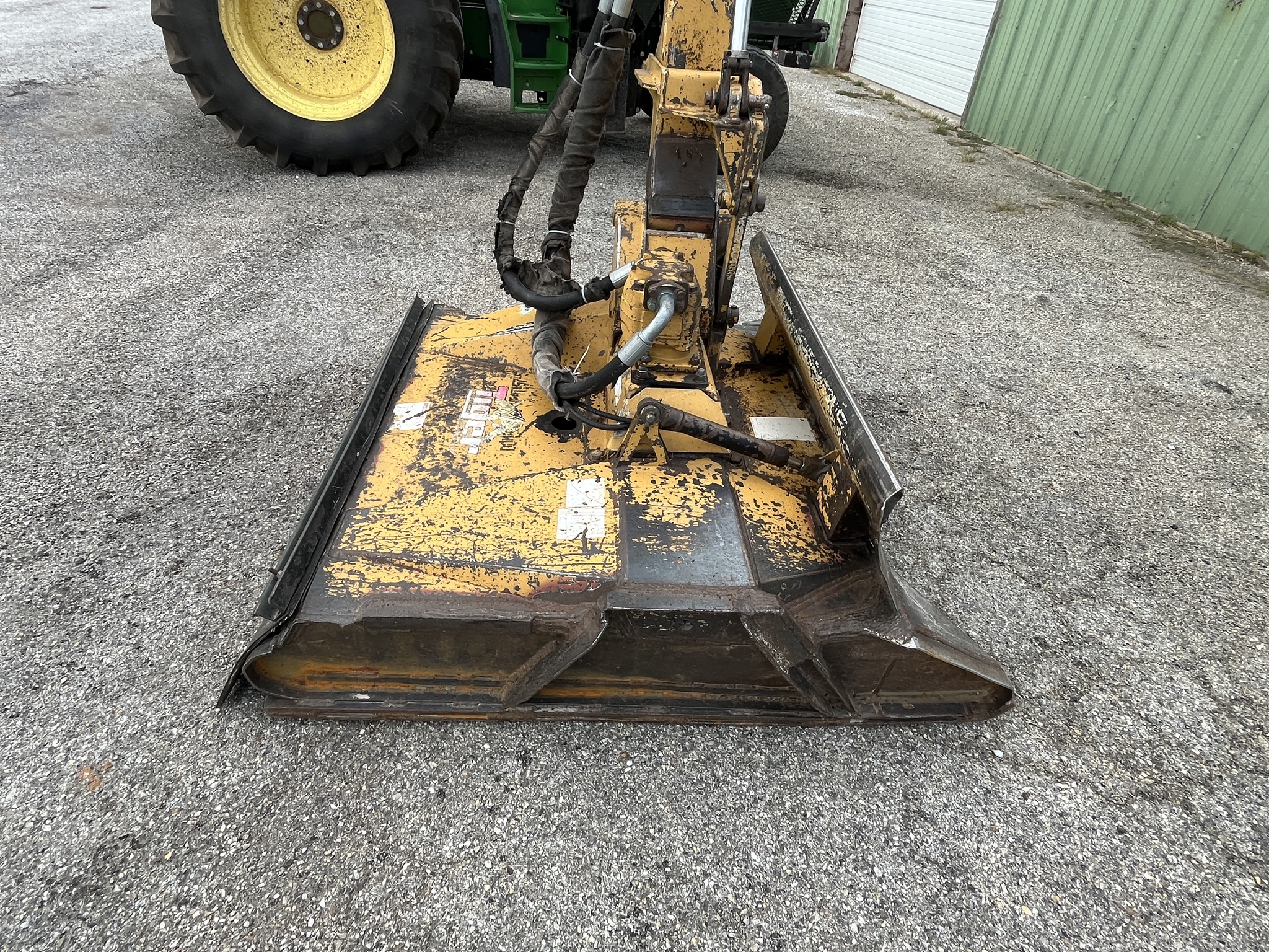  2016 John Deere 6110M at Heritage Tractor in Rogersville, MO