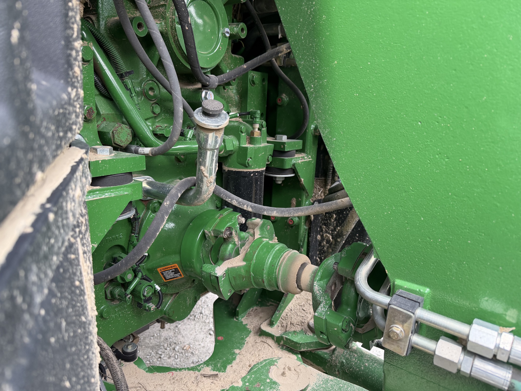 2014 John Deere 9460R Image 16