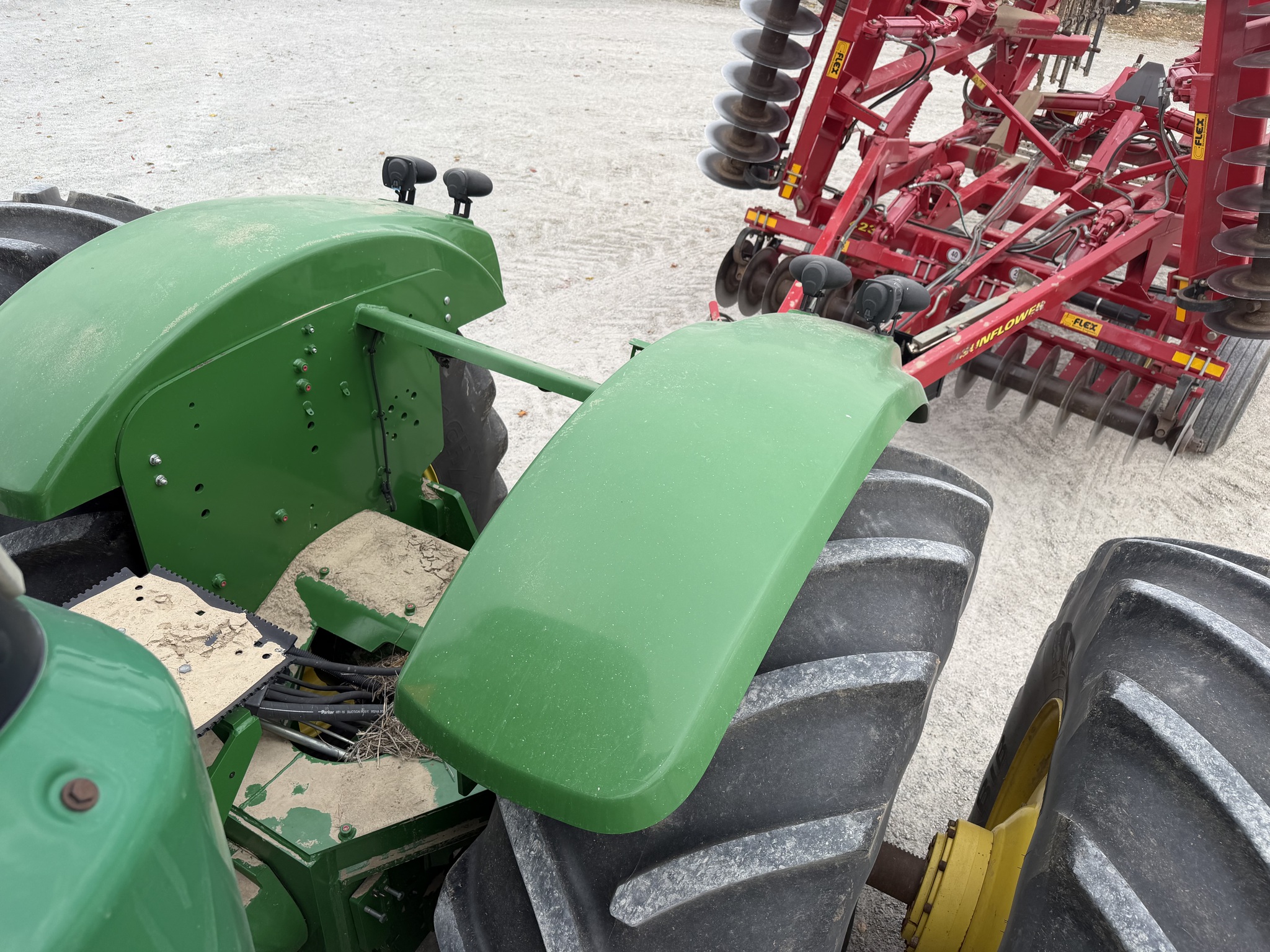 2014 John Deere 9460R Image 19