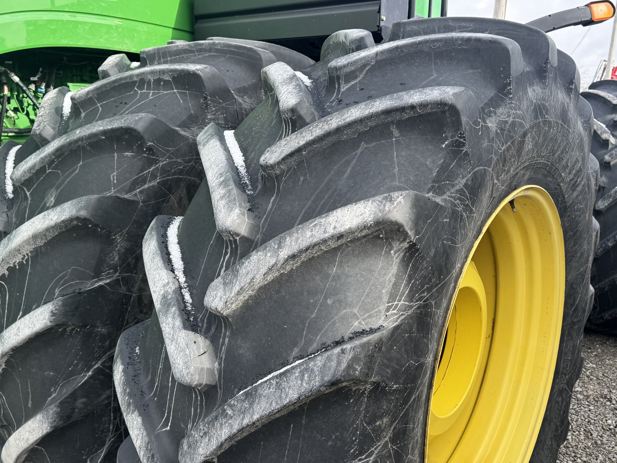 2014 John Deere 9460R Image 8