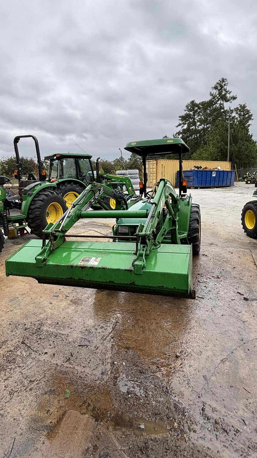 2003 John Deere 4610 Image 2