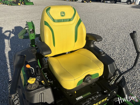 Photo of 2024 John Deere Z950R