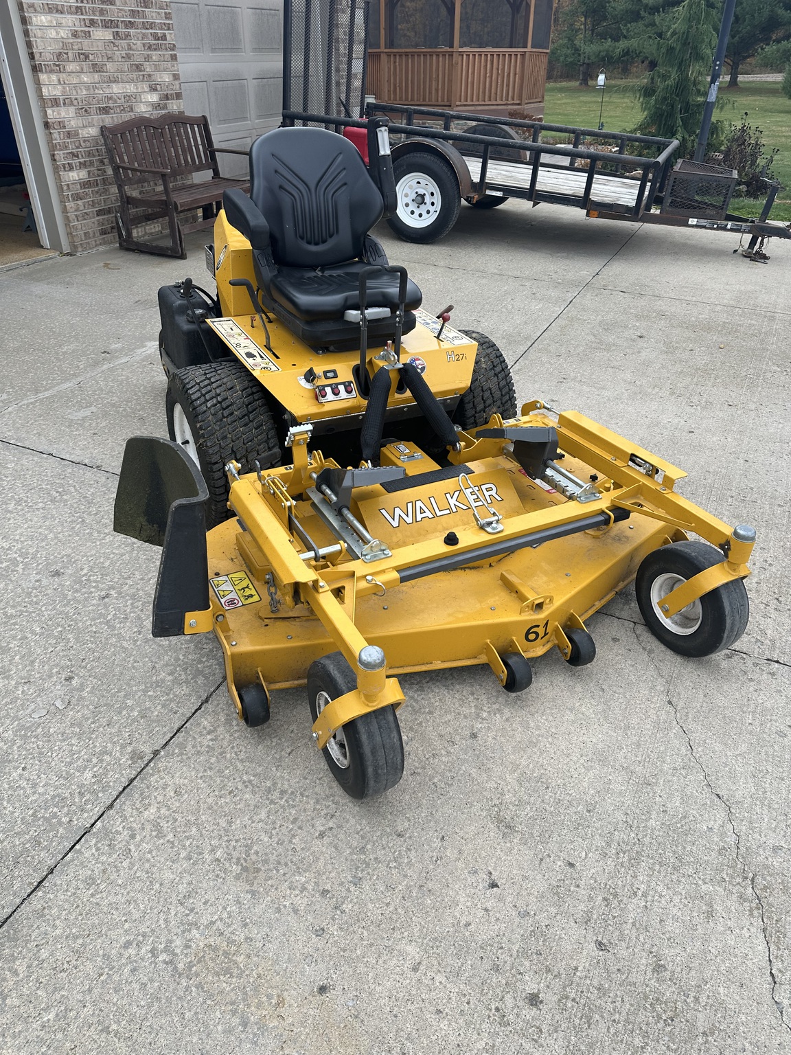 2023 Walker MH27i Image 1