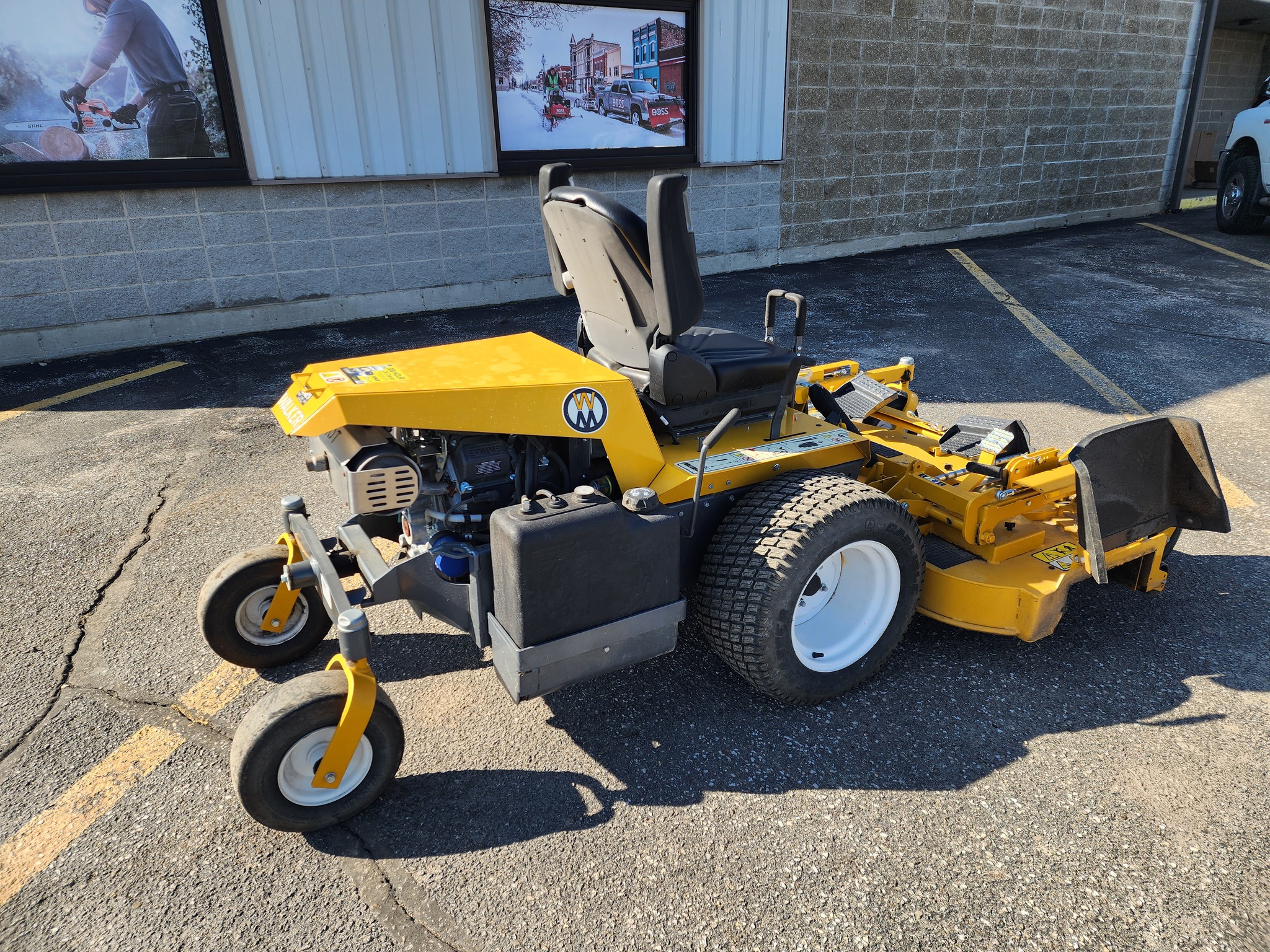 2023 Walker MH27i Image 2