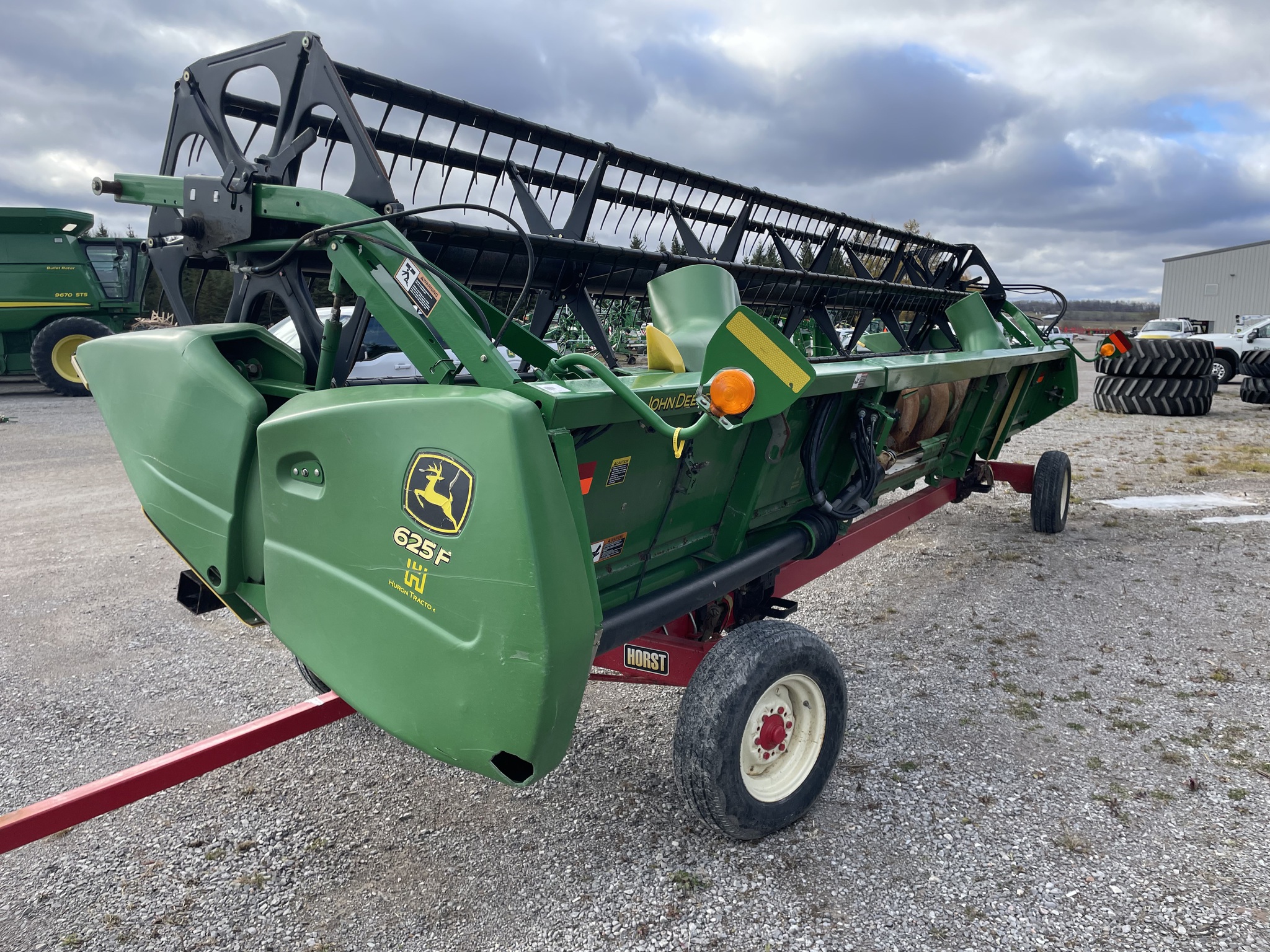 2009 John Deere 625F Image 2