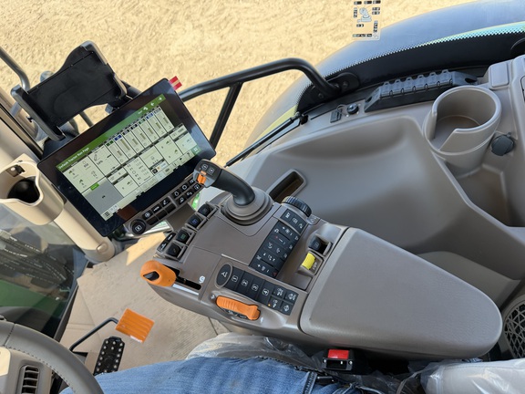 2025 John Deere 6R 175 - Photo33