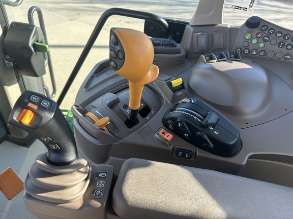 2025 John Deere 6M 155 (12th thumbnail)