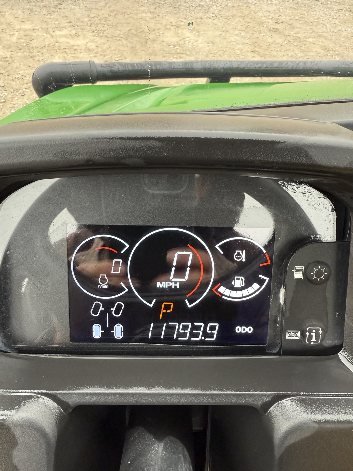 2022 John Deere XUV 835M Image 9