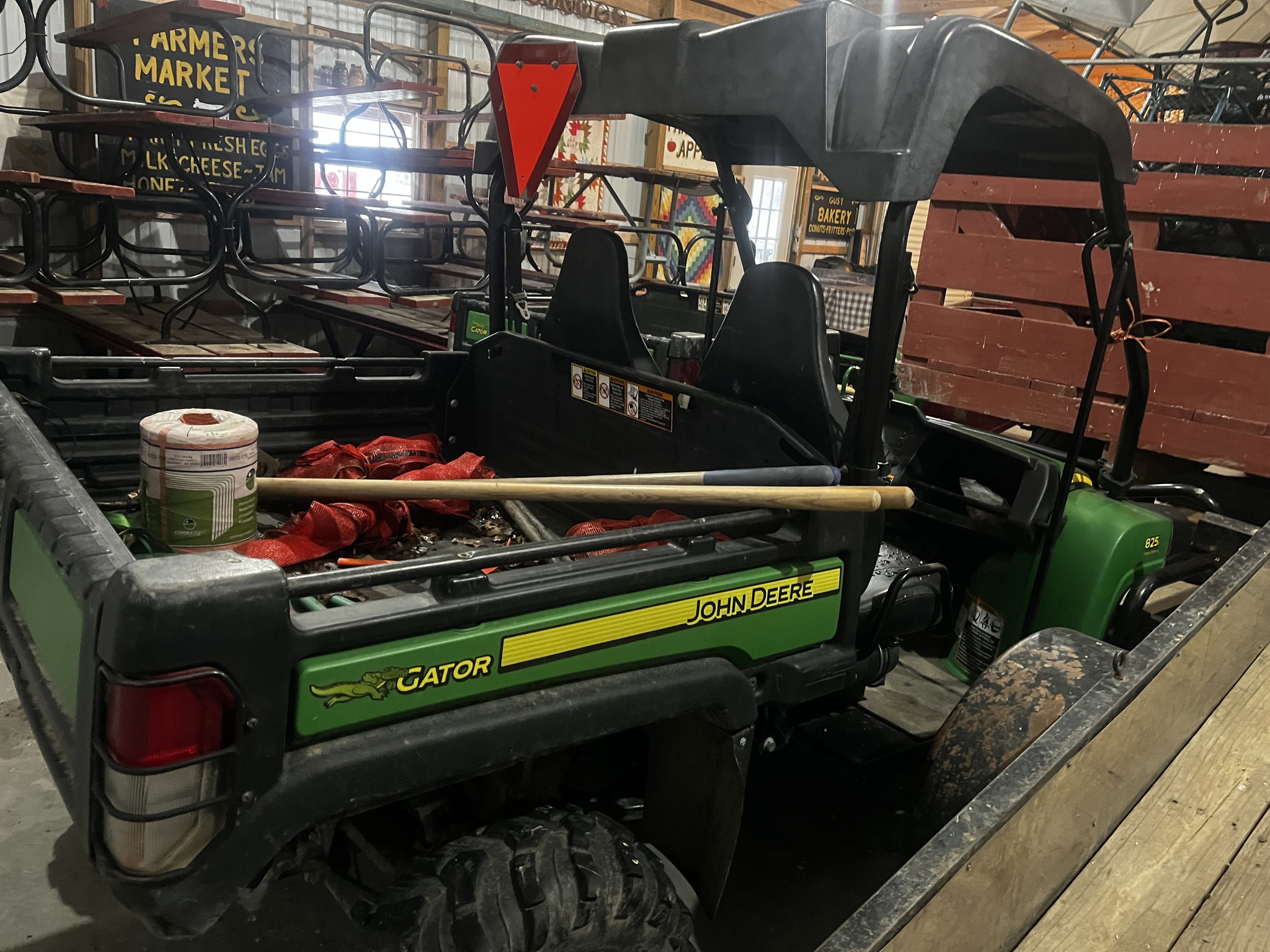 2015 John Deere XUV 825i Image 4