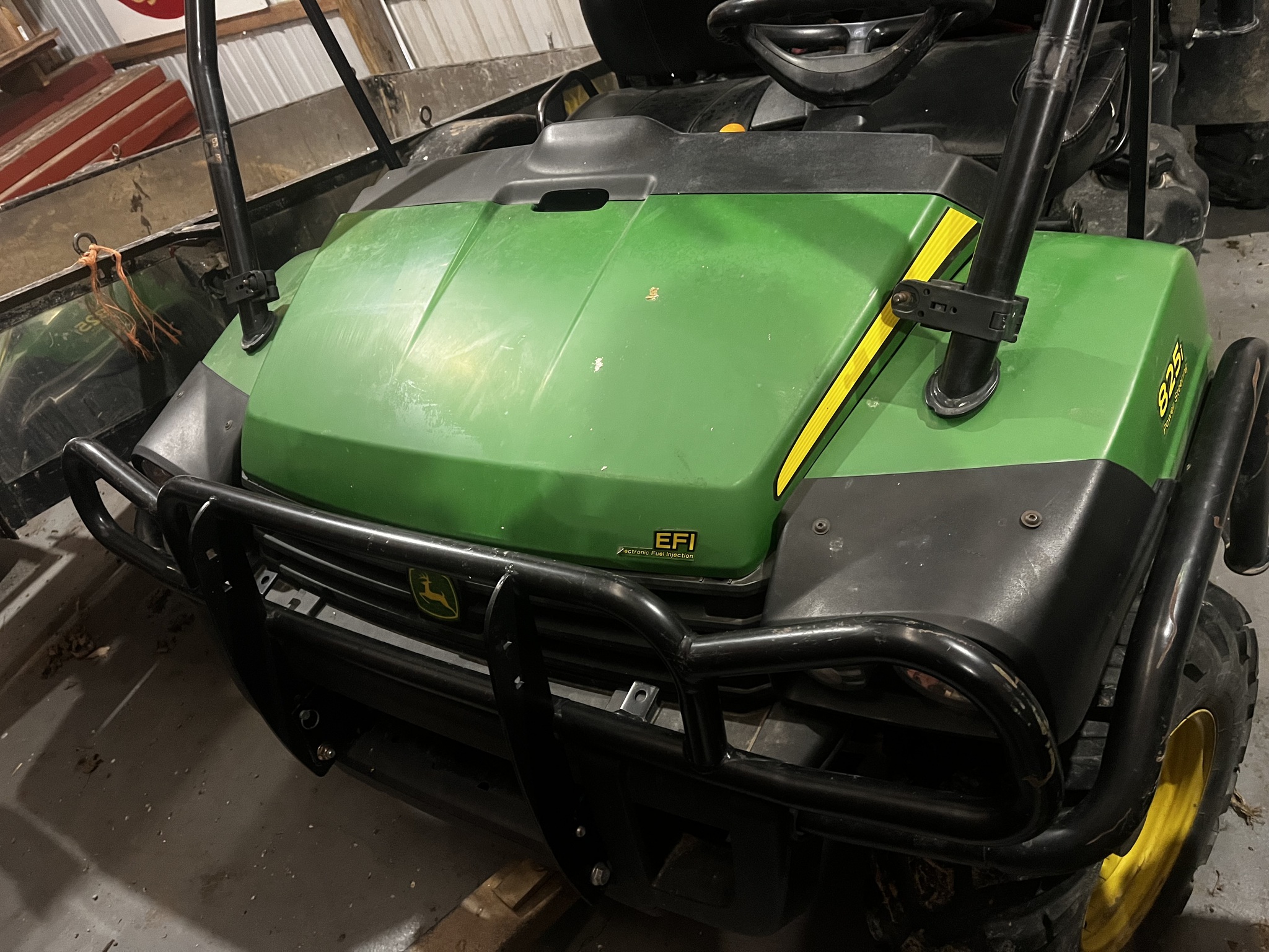 2015 John Deere XUV 825i Image 3