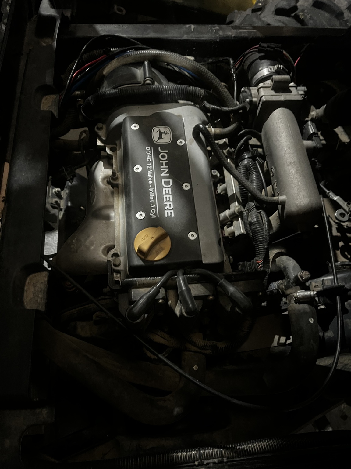 2015 John Deere XUV 825i Image 11