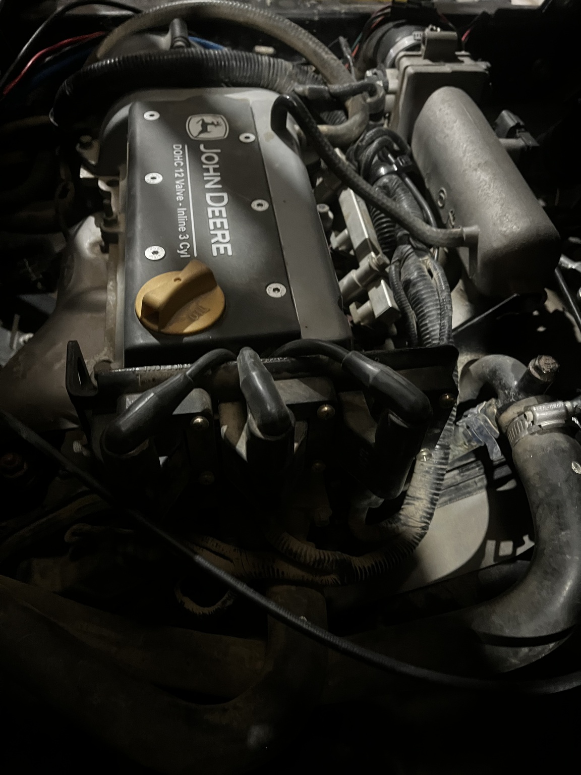 2015 John Deere XUV 825i Image 12