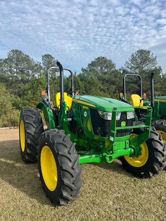 2025 John Deere 5075E Photo 2