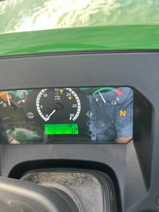 2025 John Deere 5075E Photo 4