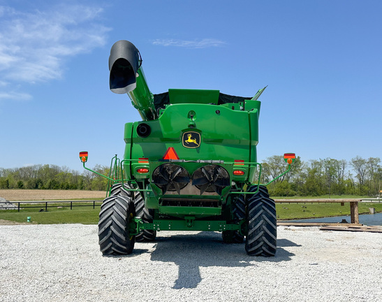 2021 John-Deere S780