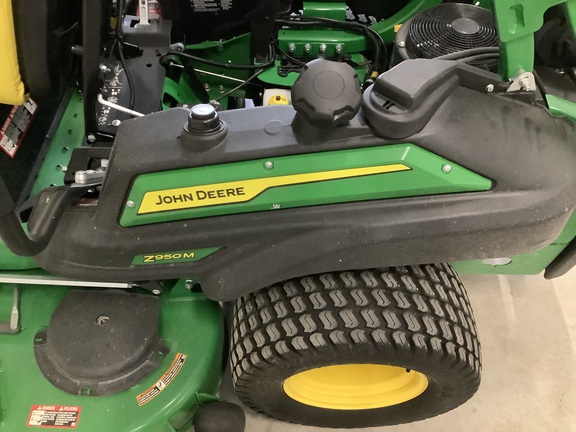 Photo of 2022 John Deere Z950M