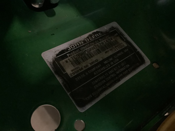 Photo of 2022 John Deere Z950M