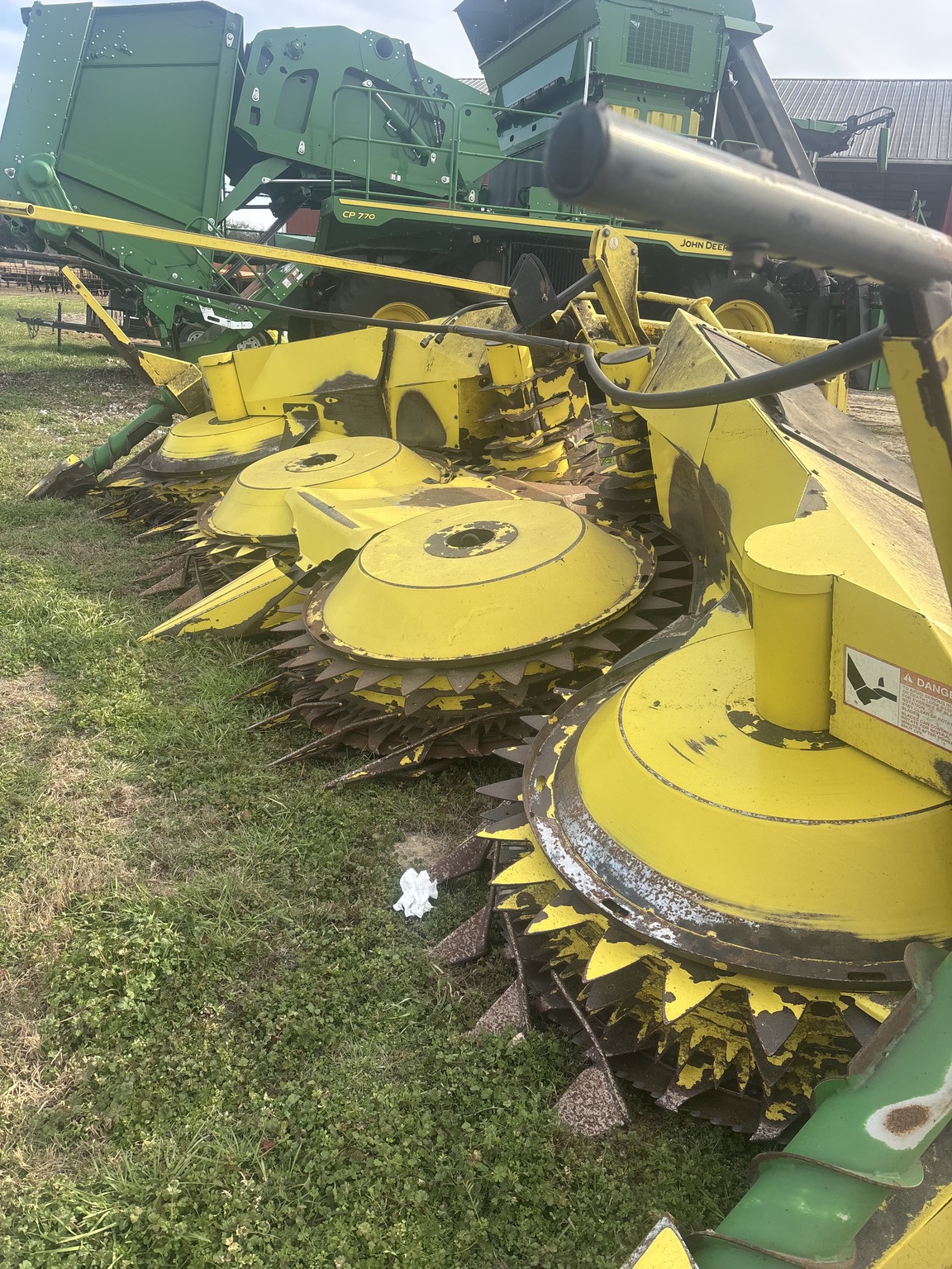 2012 John Deere 678 Image 1