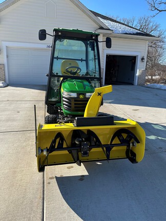 2022 John Deere X739 - Photo3