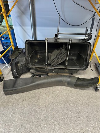 2022 John Deere X739 - Photo5