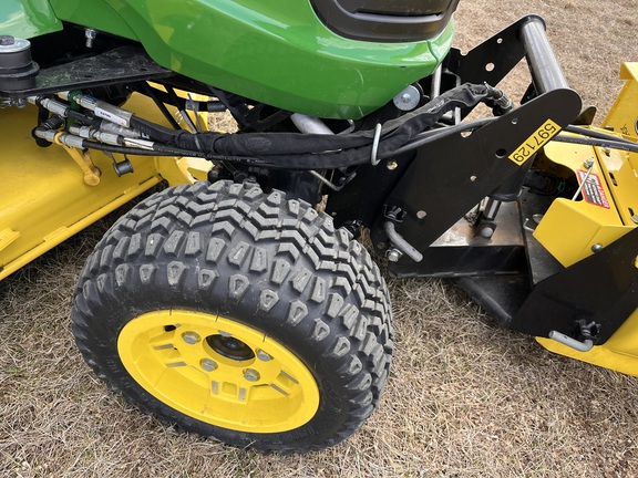2022 John Deere X739 - Photo12