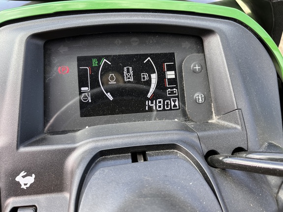 2022 John Deere X739 - Photo19