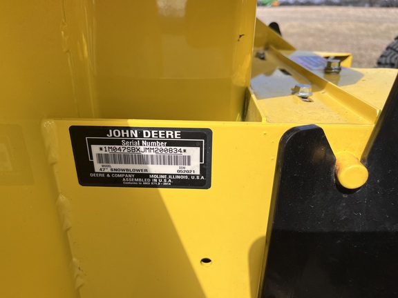 2022 John Deere X739 - Photo37