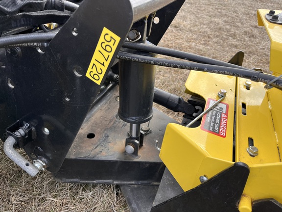 2022 John Deere X739 - Photo25