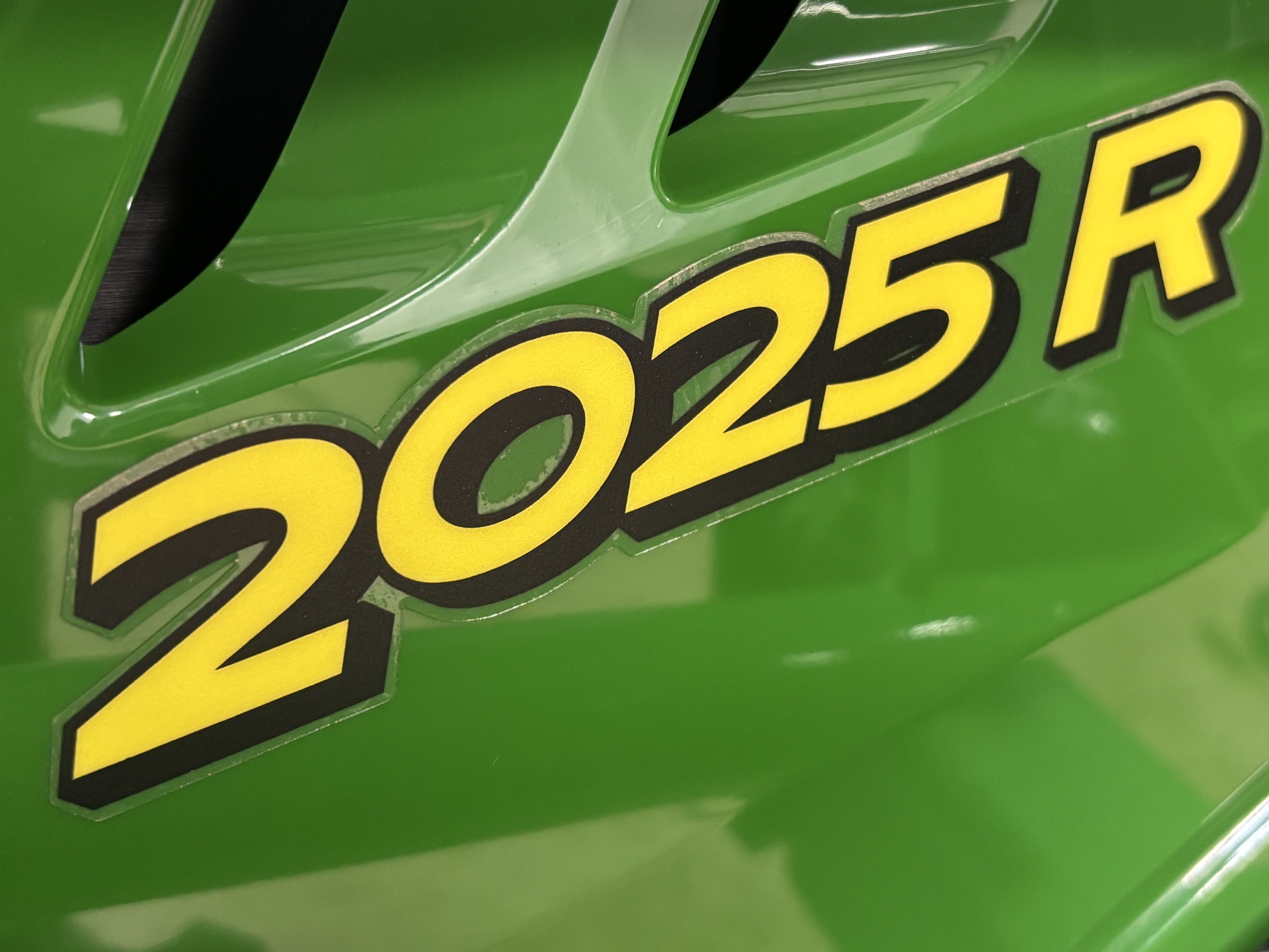 New In-Stock 2024 John Deere 2025R Compact Utility Tractors at Koenig Equipment in Botkins, OH - PhotoXL9