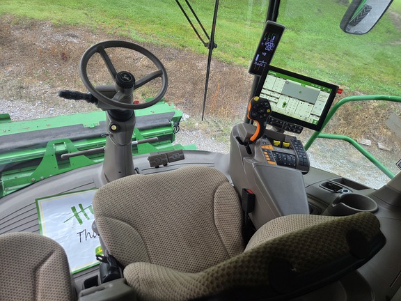 Photo of 2024 John Deere S770